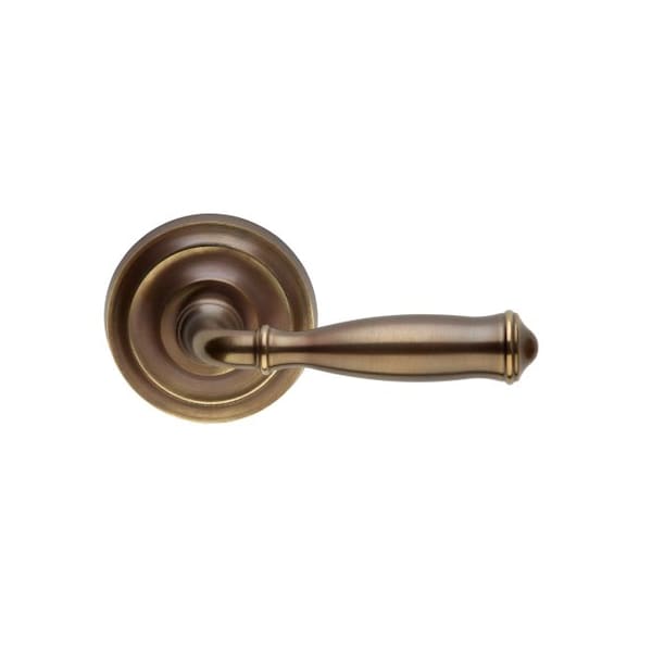LVR 2-5/8" Rose Pass 2-3/4" BS T 1-3/4" Doors ULQ Antique Bronze 944